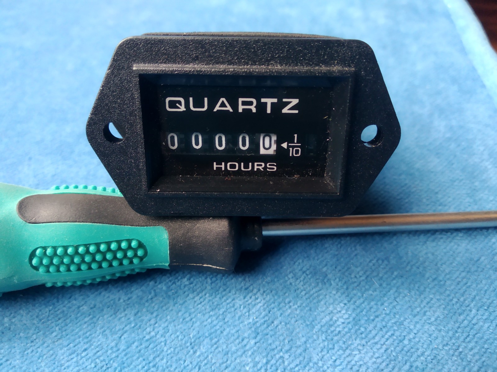 Adding an hour meter to Yanmar GM Series Engines SaltWaterDiesels